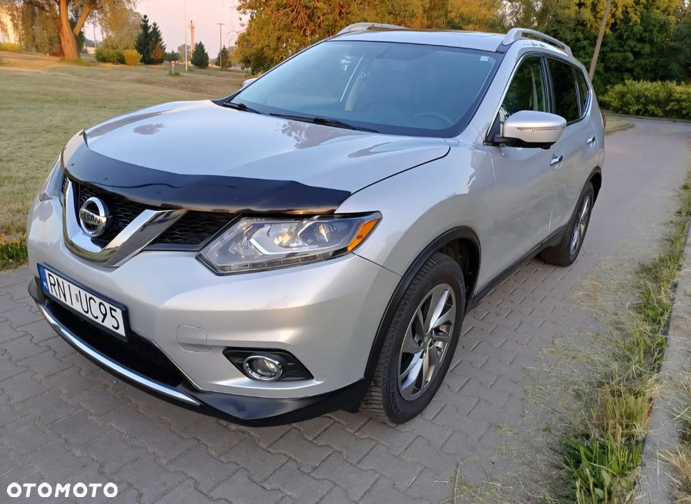 Nissan Rogue - 2
