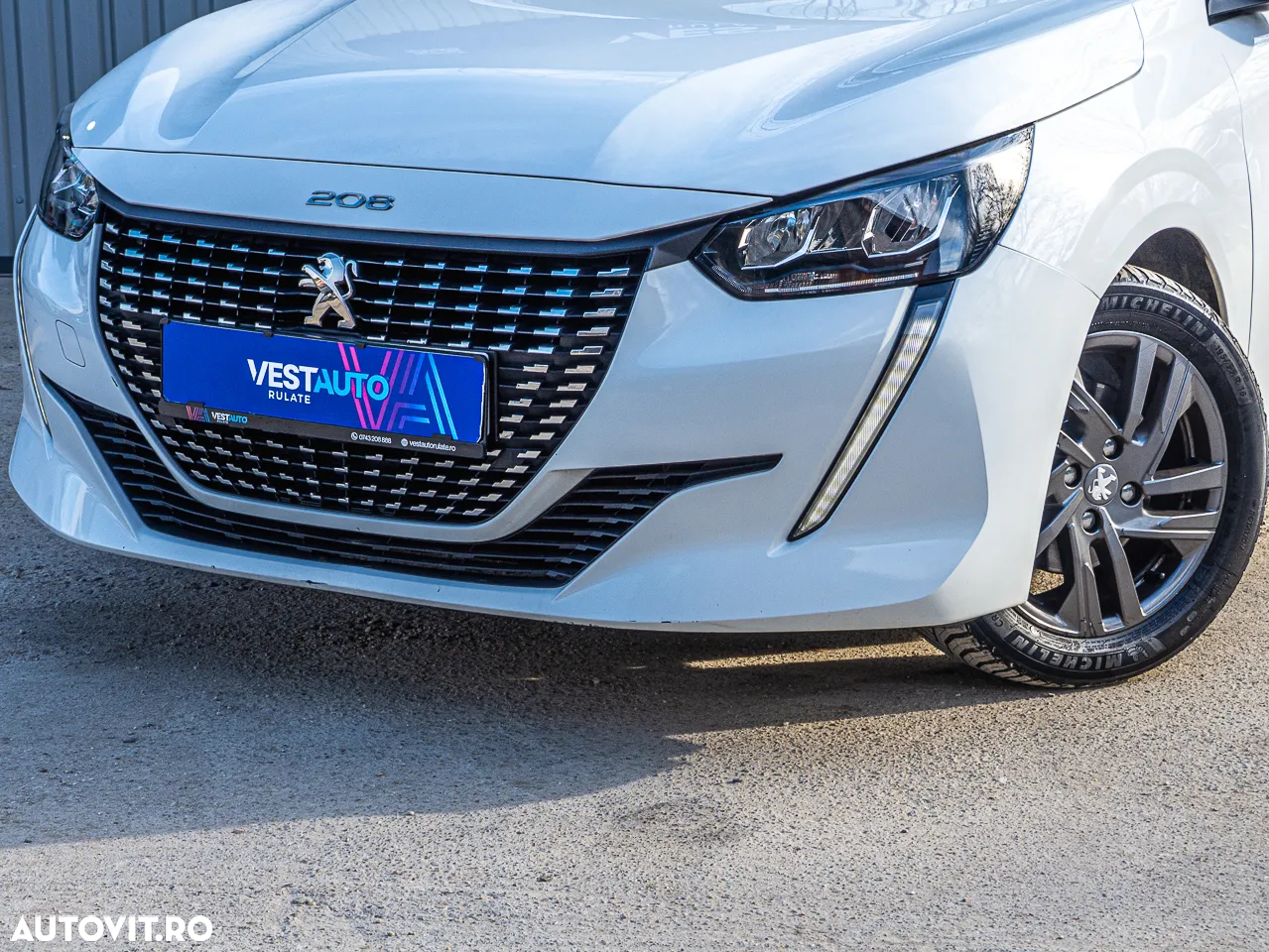 Peugeot 208 PureTech 100 EAT8 Allure - 40