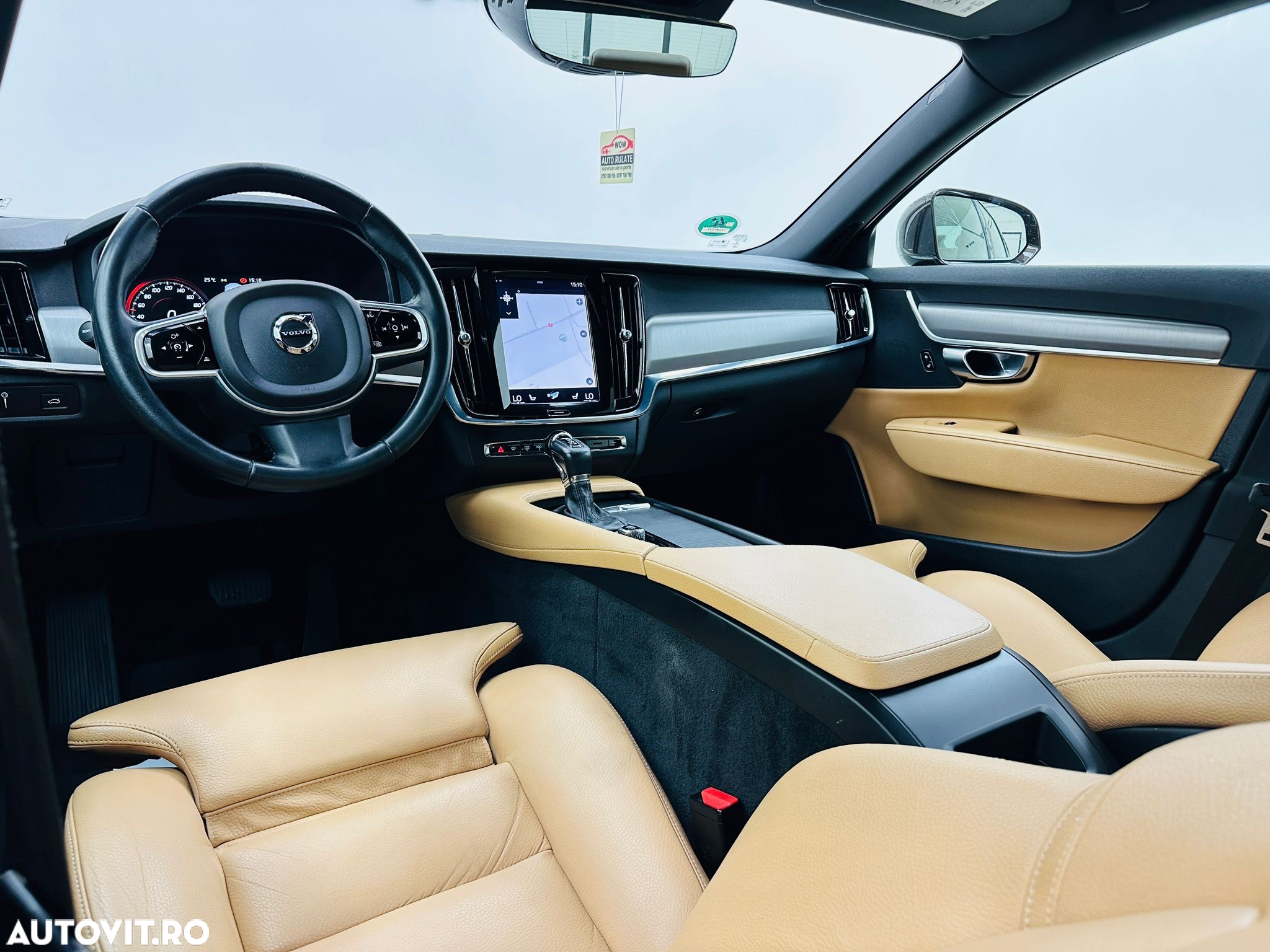 Volvo S90 - 24