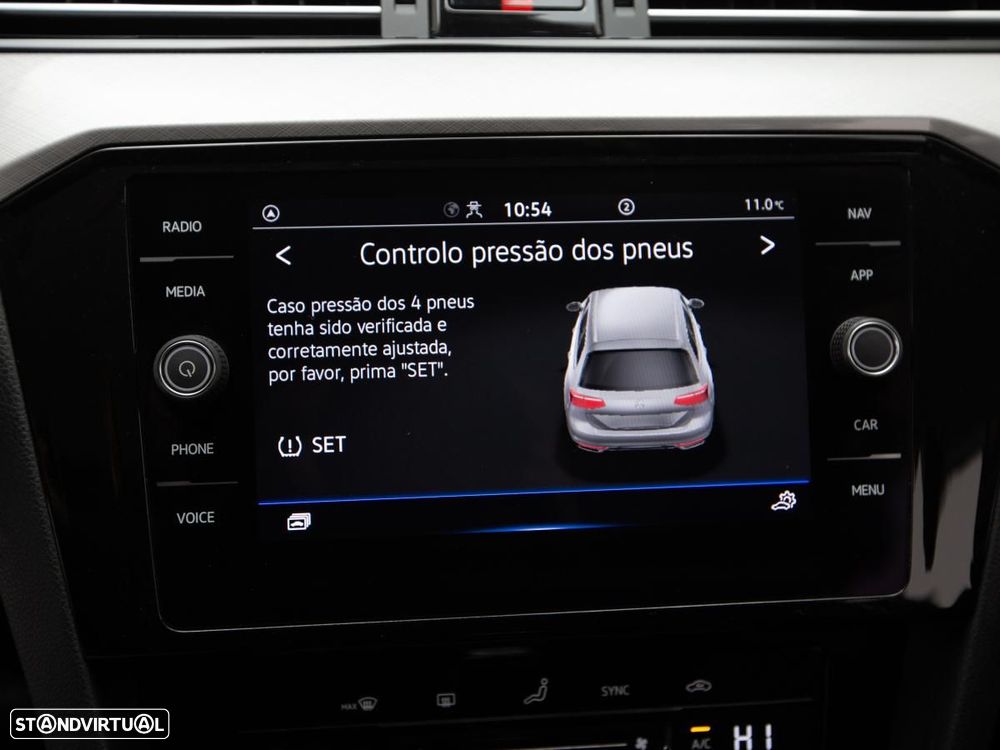 VW Passat Variant 2.0 TDi Business - 30