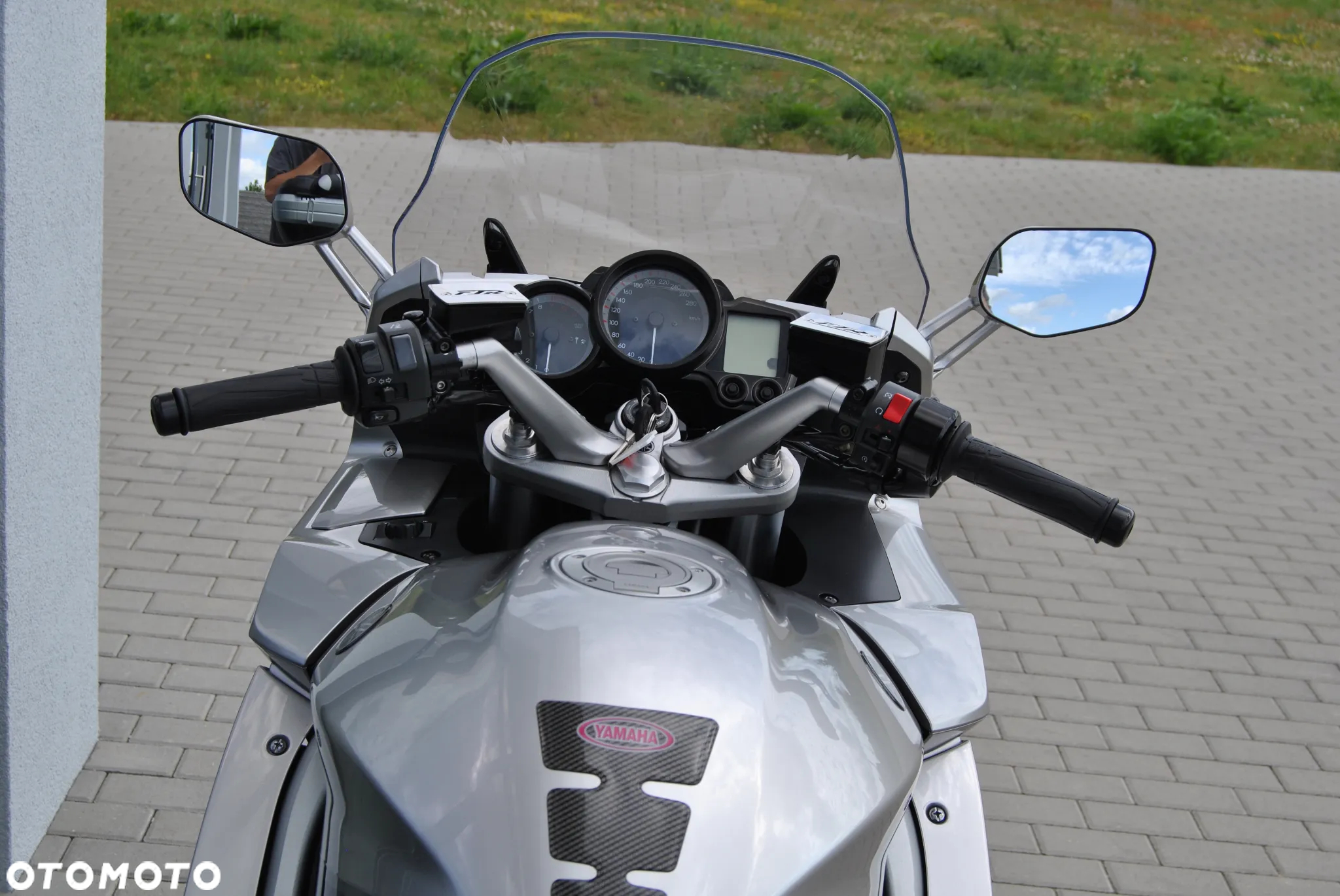 Yamaha FJR - 7