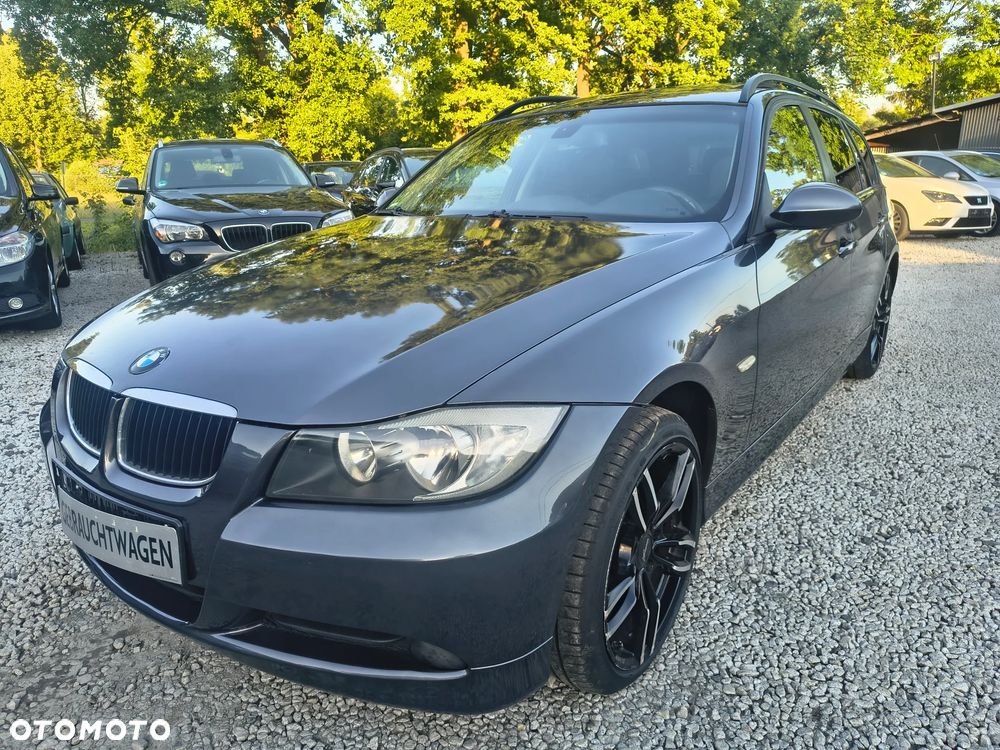 BMW Seria 3 320d Edition Sport - 2
