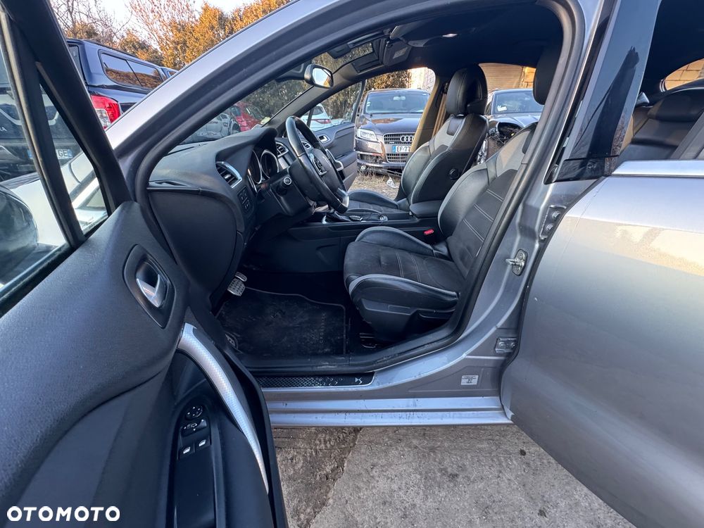 Citroën DS4 Cross 1.6 BlueHDi Be Chic S&S EAT6 - 13