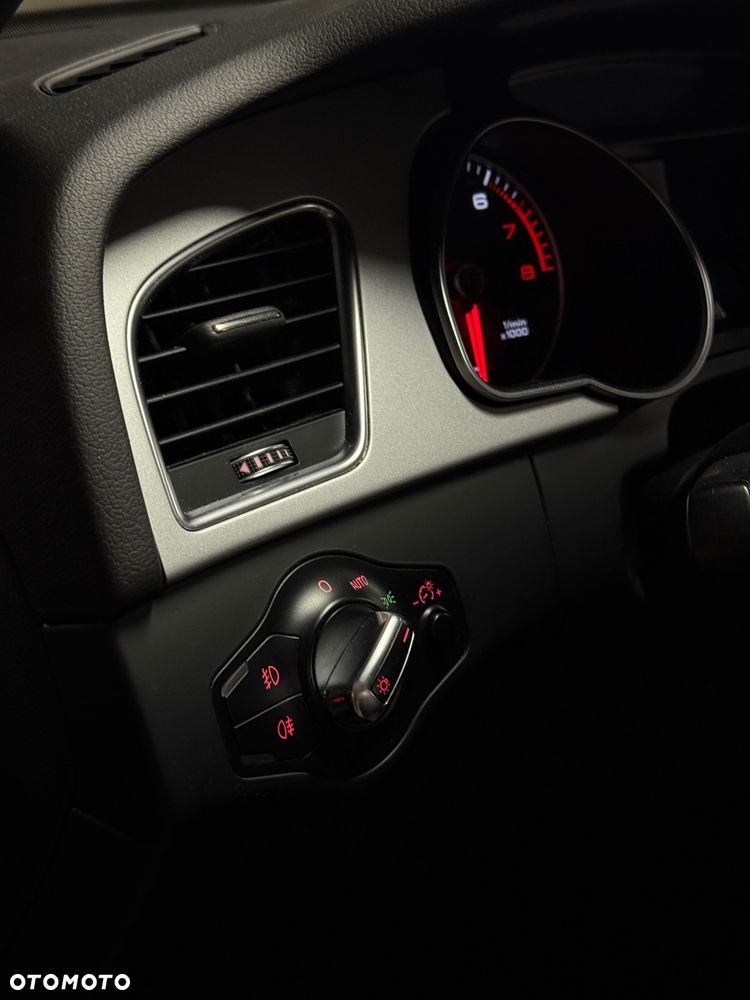 Audi A5 Cabrio 2.0 TFSI quattro S tronic - 21