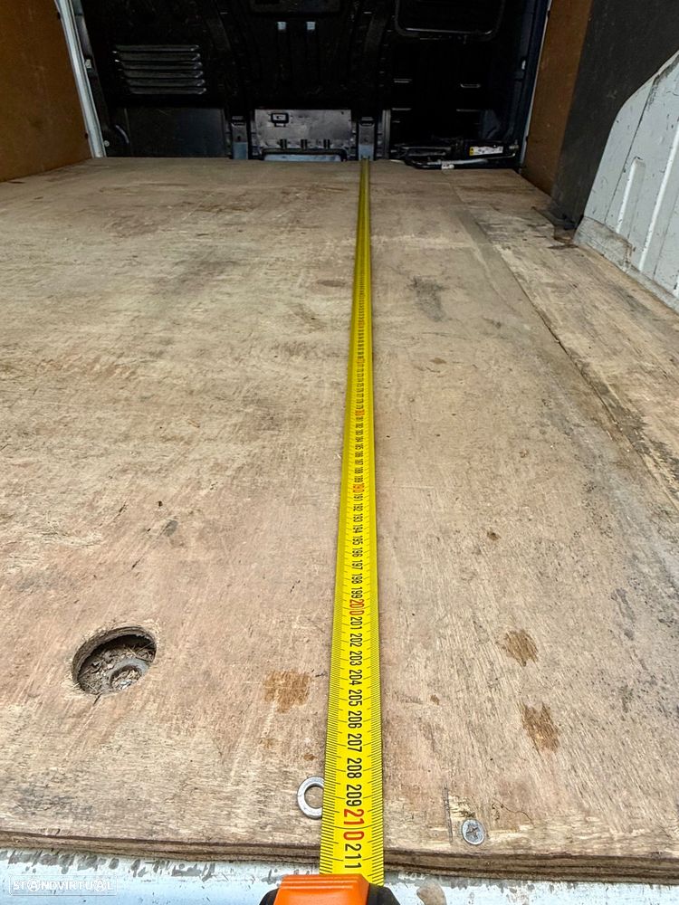 Ford Trânsito Connect - 17