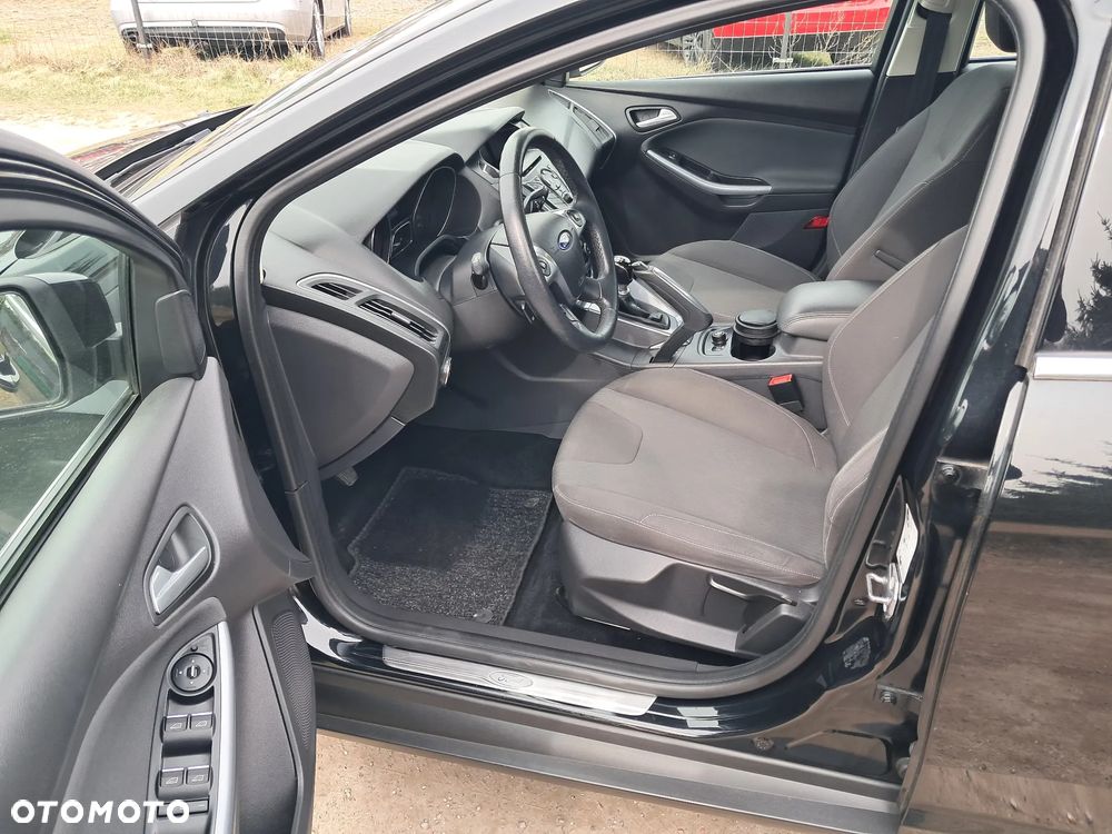 Ford Focus 1.6 TDCi DPF Titanium - 11