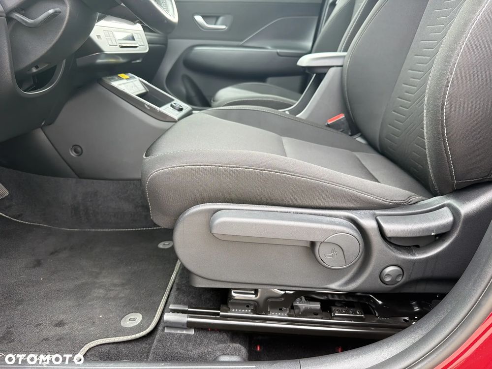 Hyundai Kona - 15