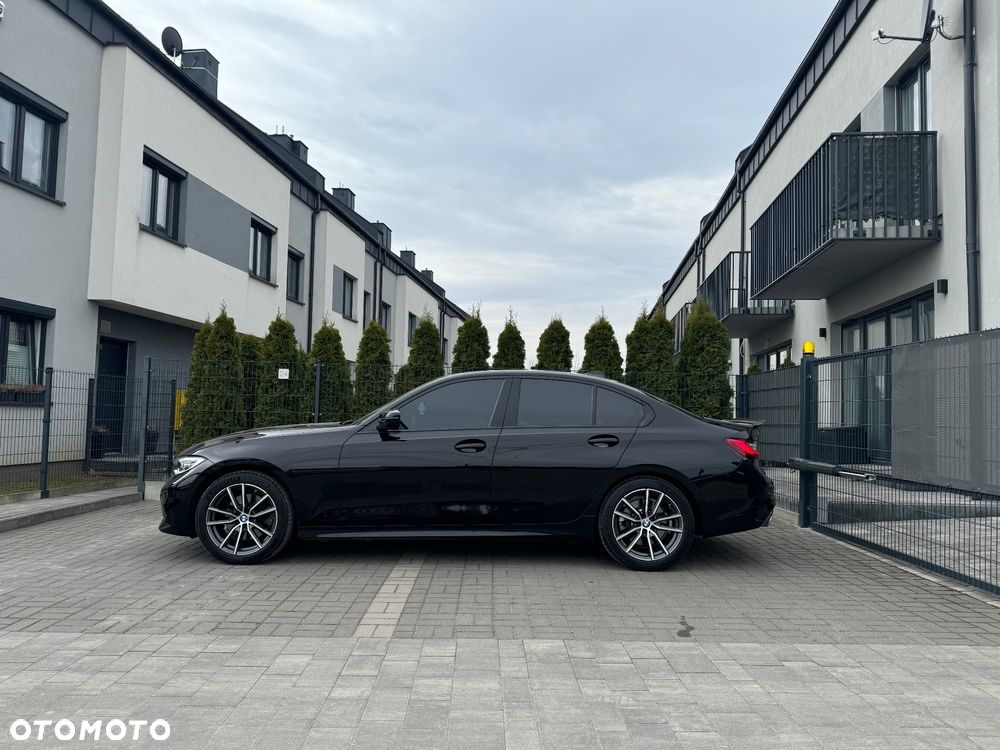 BMW Seria 3 330i xDrive Sport - 10