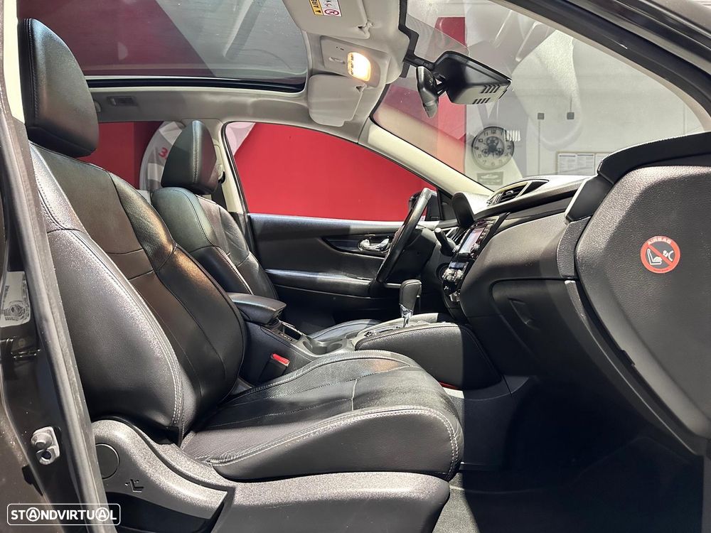 Nissan Qashqai 1.6 dCi Tekna Premium 17 Pele Preta Xtronic - 9