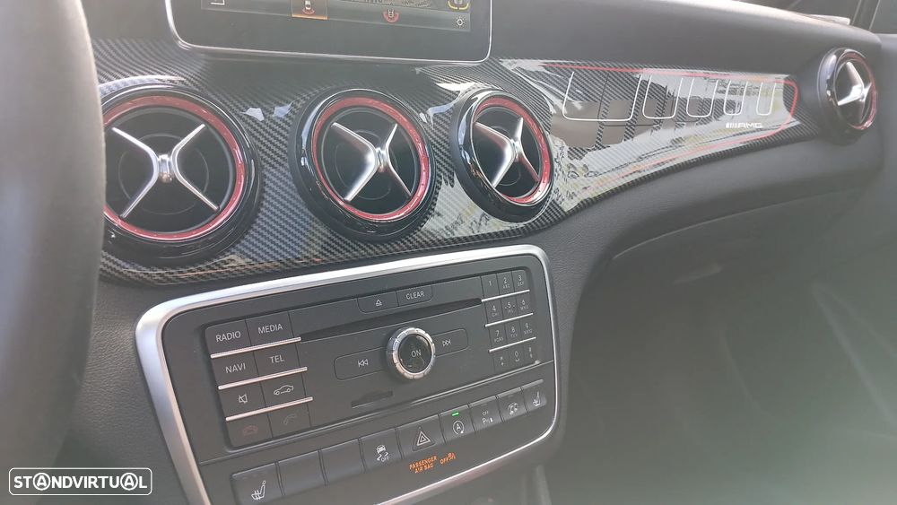 Mercedes-Benz CLA 45 AMG - 8