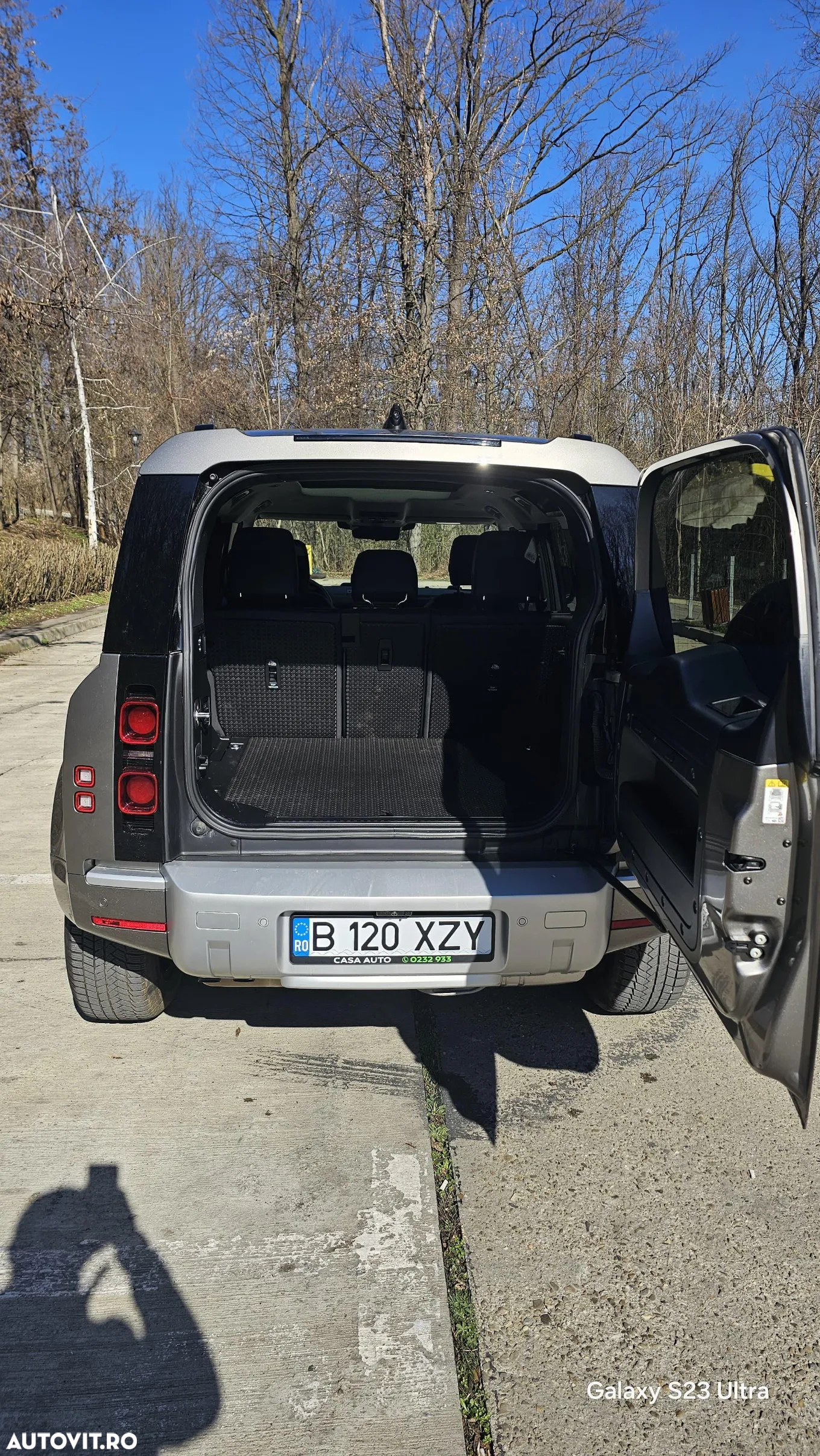 Land Rover Defender - 10