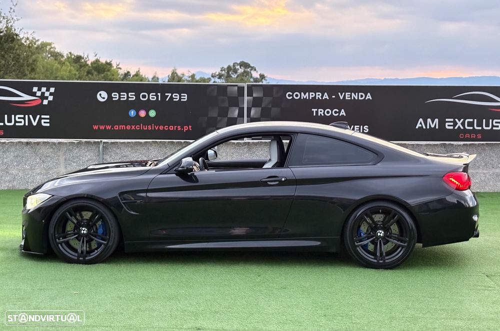 BMW M4 Auto - 33