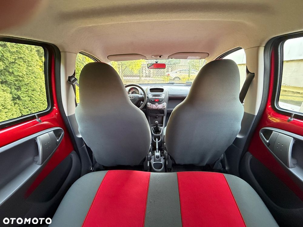 Toyota Aygo - 10