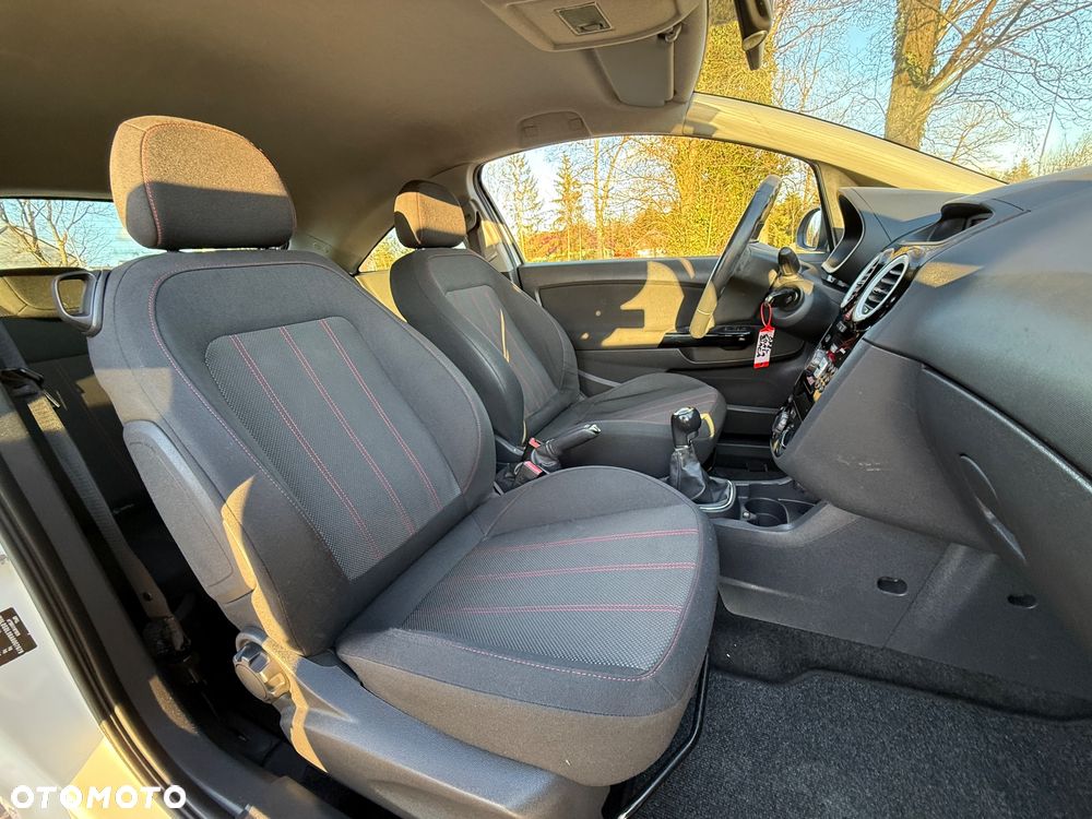 Opel Corsa - 25