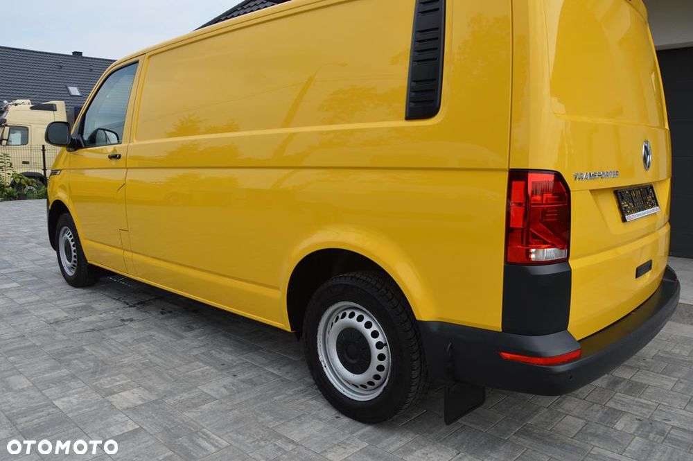 Volkswagen Transporter - 12