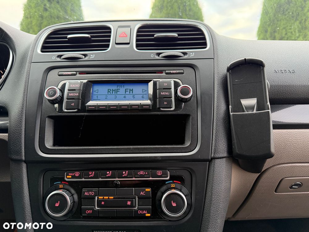 Volkswagen Golf - 17