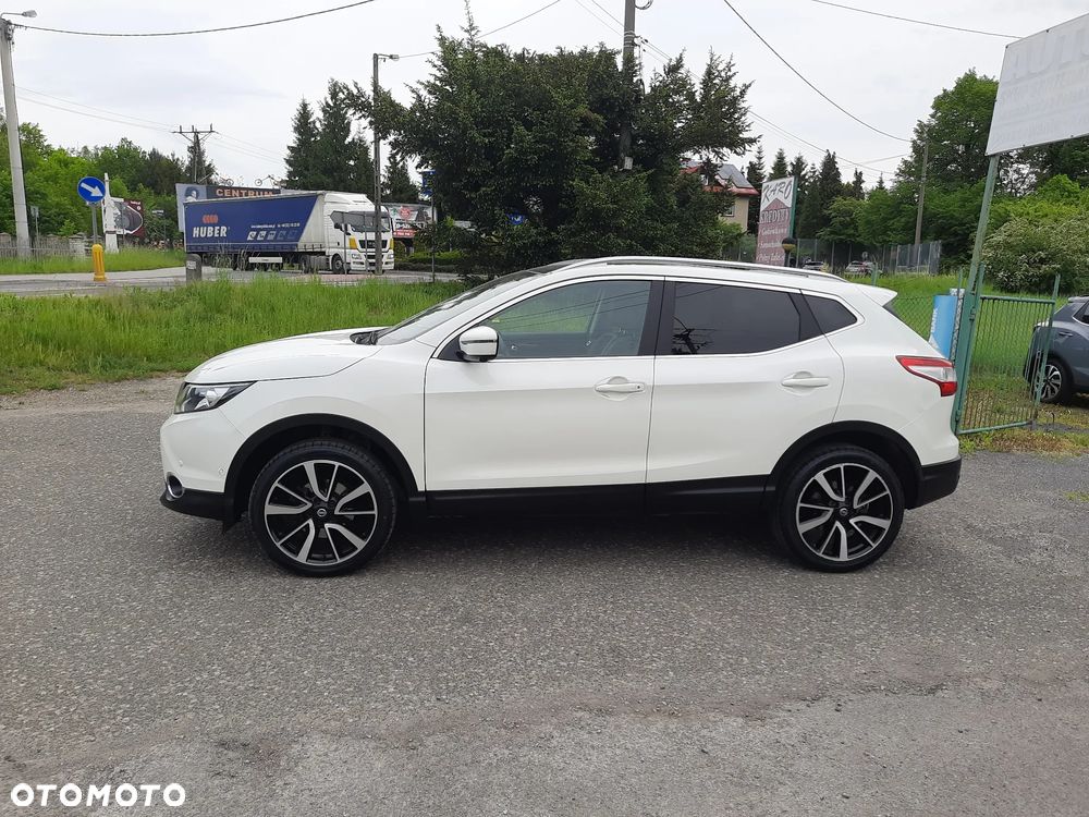Nissan Qashqai 1.6 DIG-T Tekna+ - 4