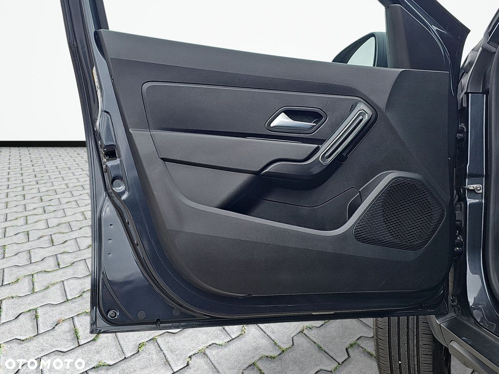 Dacia Duster 1.0 TCe Essential - 17