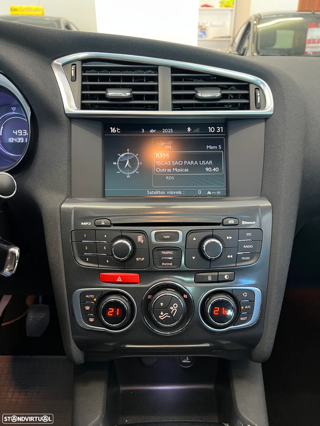 Citroën C4 1.6 HDi Exclusive - 27