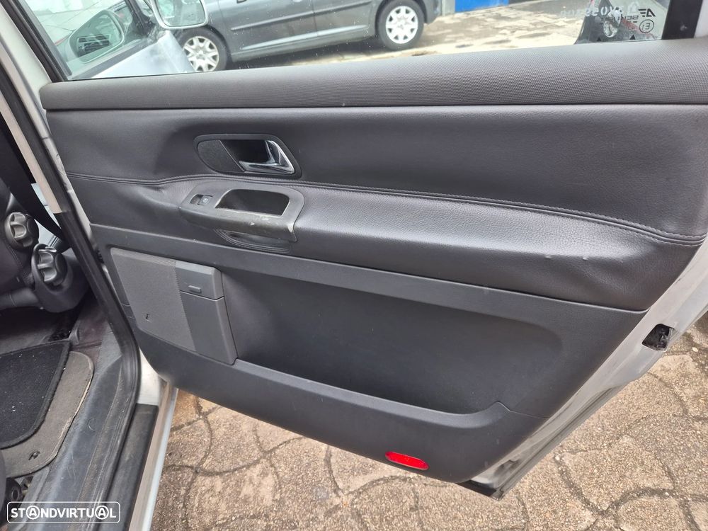 VW Sharan 1.9 TDi 4Motion Comfortline - 5