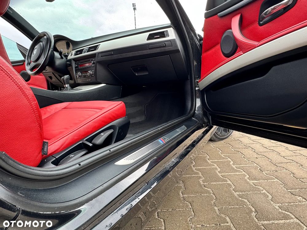 BMW Seria 3 320i Edition Exclusive - 23