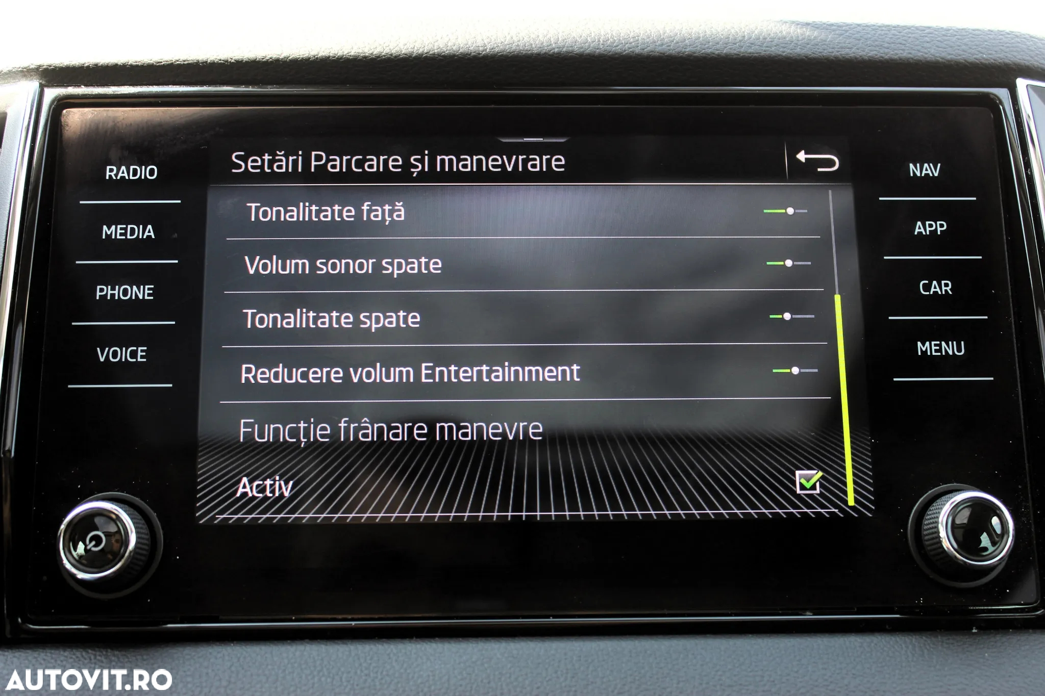Skoda Karoq 1.5 TSI DSG Ambition - 32