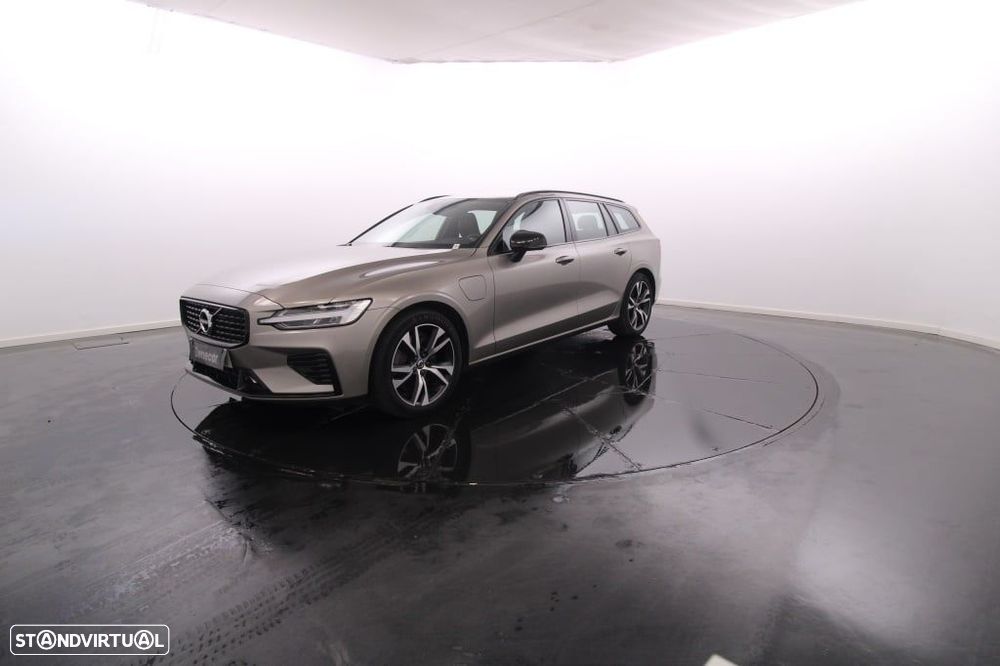 Volvo V60 2.0 T6 AWD TE R-Design - 1