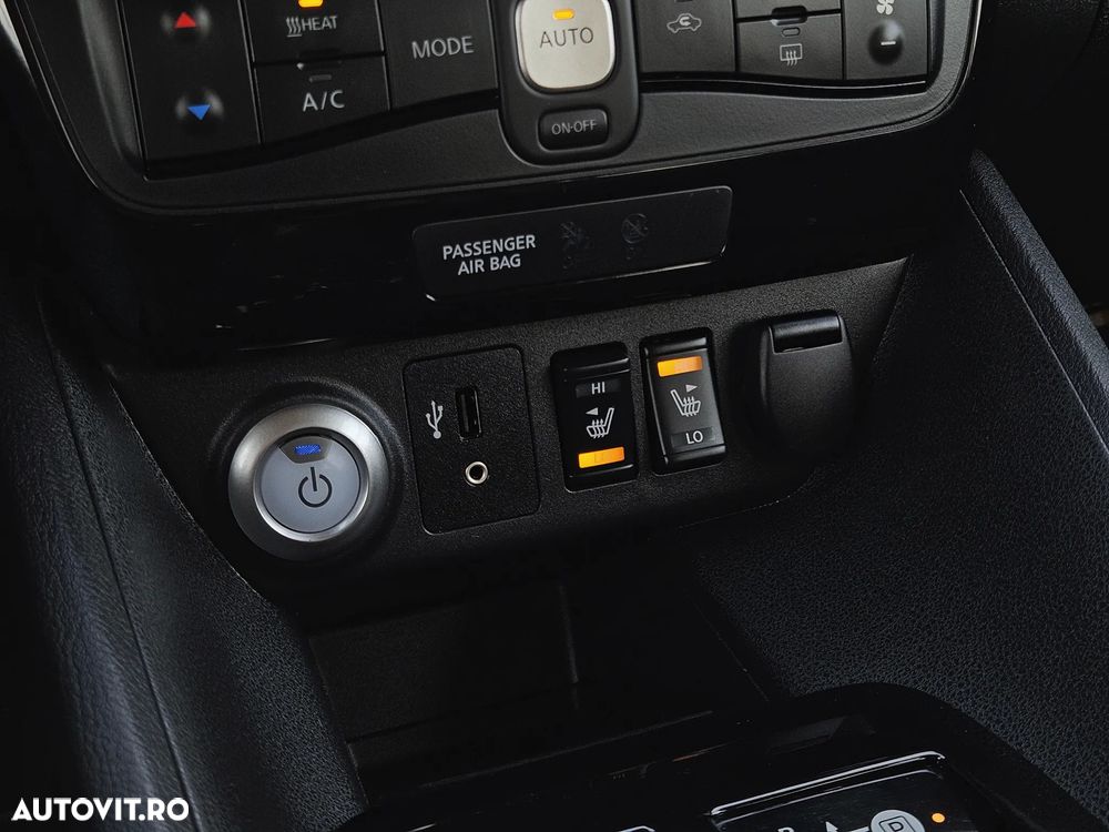 Nissan LEAF 40 kWh Tekna - 33