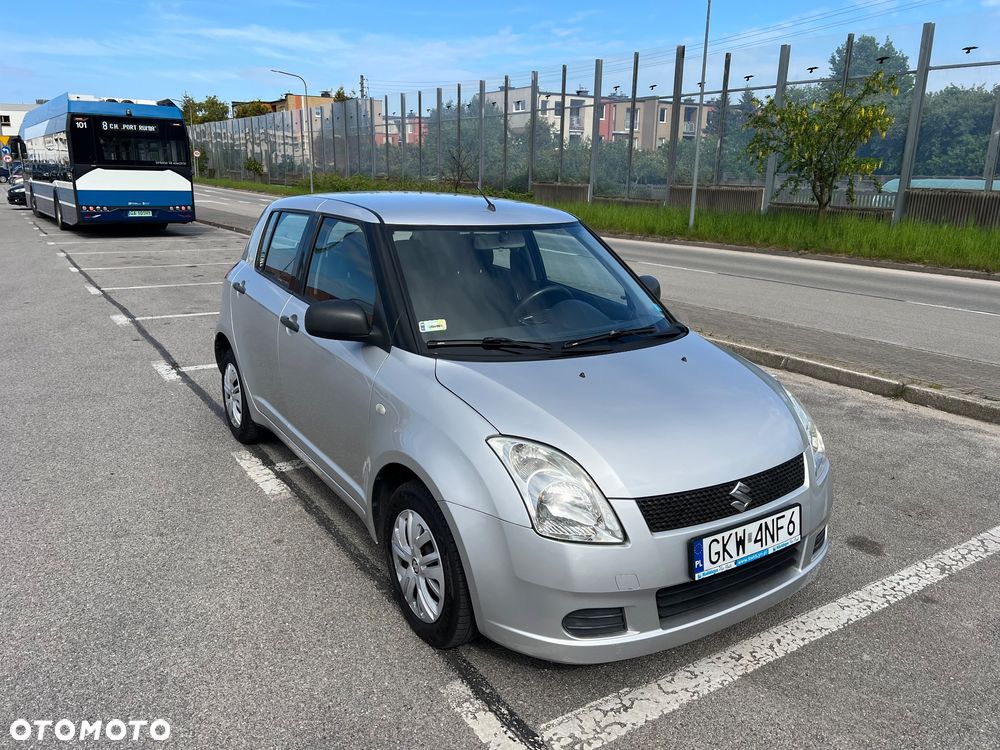 Suzuki Swift 1.3 Club - 14