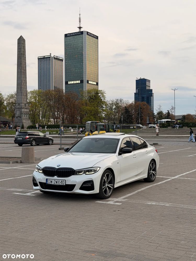 BMW Seria 3 330i M Sport - 23