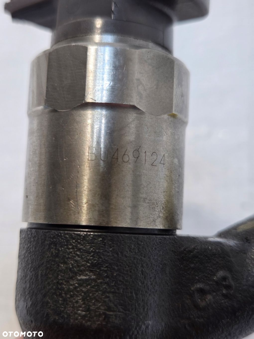 WTRYSK WTRYSKIWACZ OPEL ASTRA K J INSIGNIA MERIVA B 1.6 CDTI 55578075 - 9