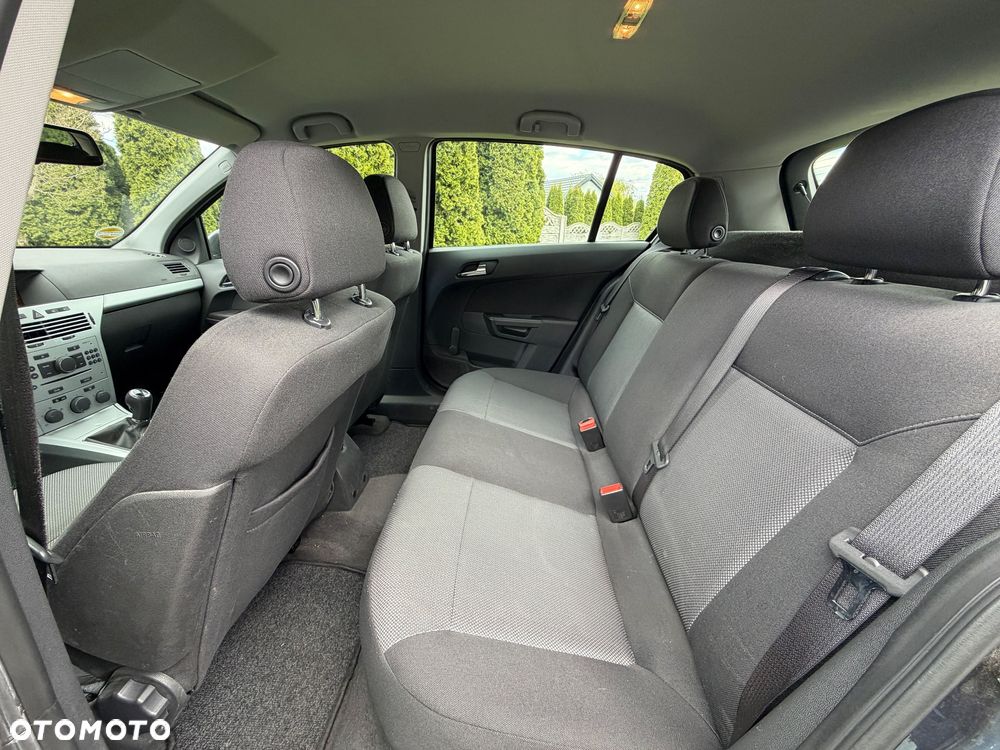 Opel Astra - 40
