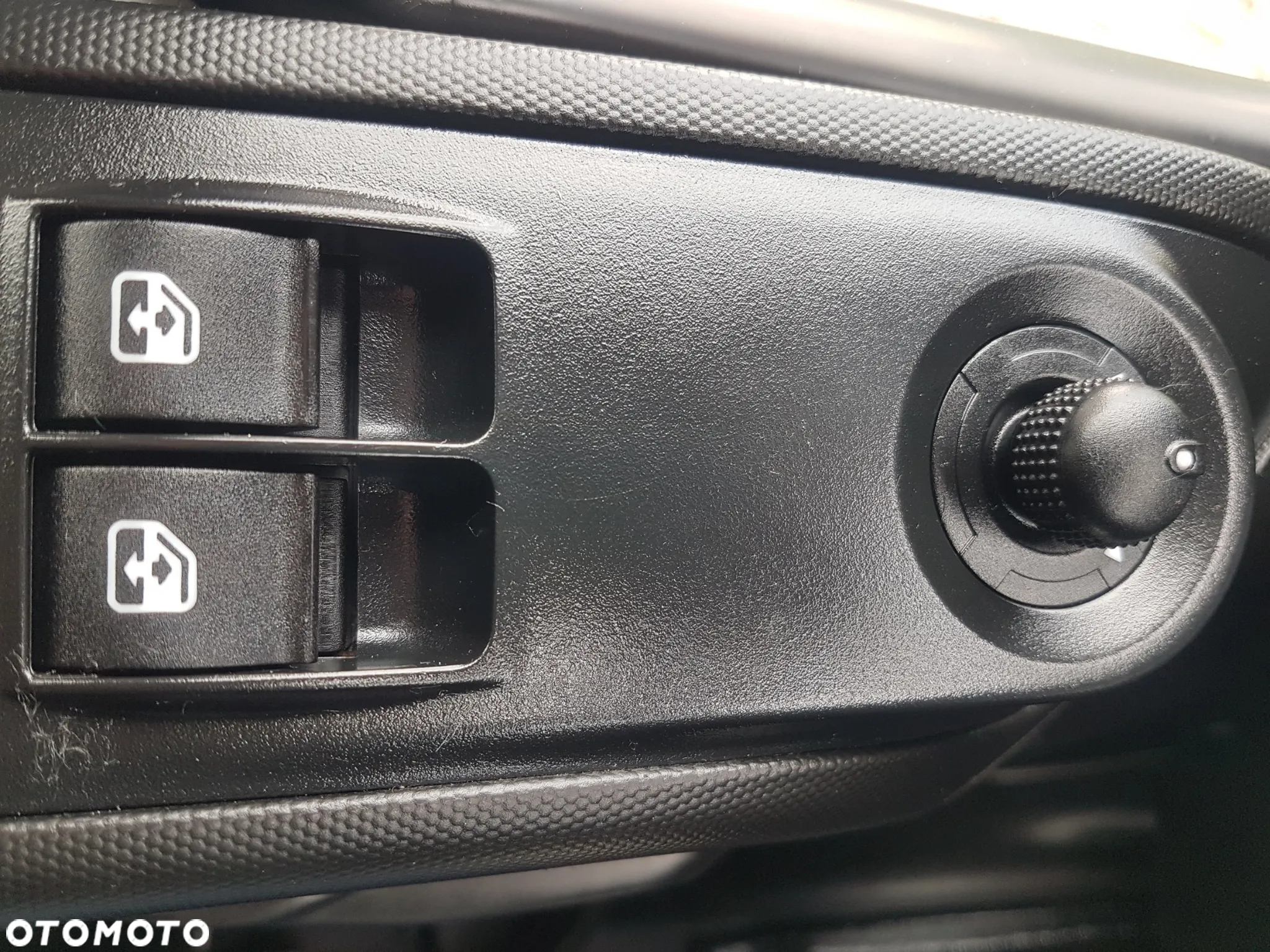 Iveco DAILY KONTENER NISKOPODŁOGOWY 4,43x2,23x2,42 SKLEP FOODTRUCK BAR KLIMA KONIOWÓZ KAMPER - 9