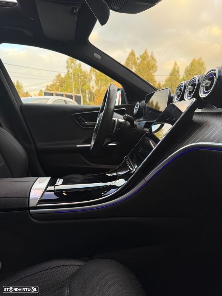 Mercedes-Benz C 300 e AMG Line - 24