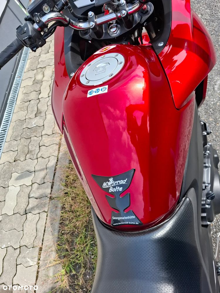 Honda CBF - 24
