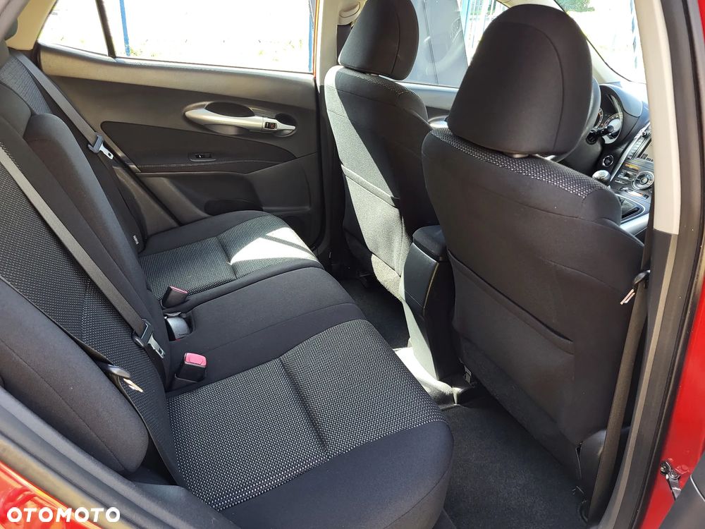 Toyota Auris 1.6 Valvematic Executive - 16