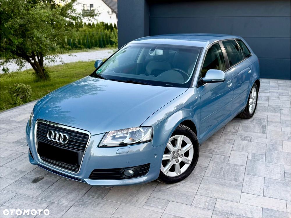 Audi A3 Sportback 1.8 TFSI Ambiente - 2