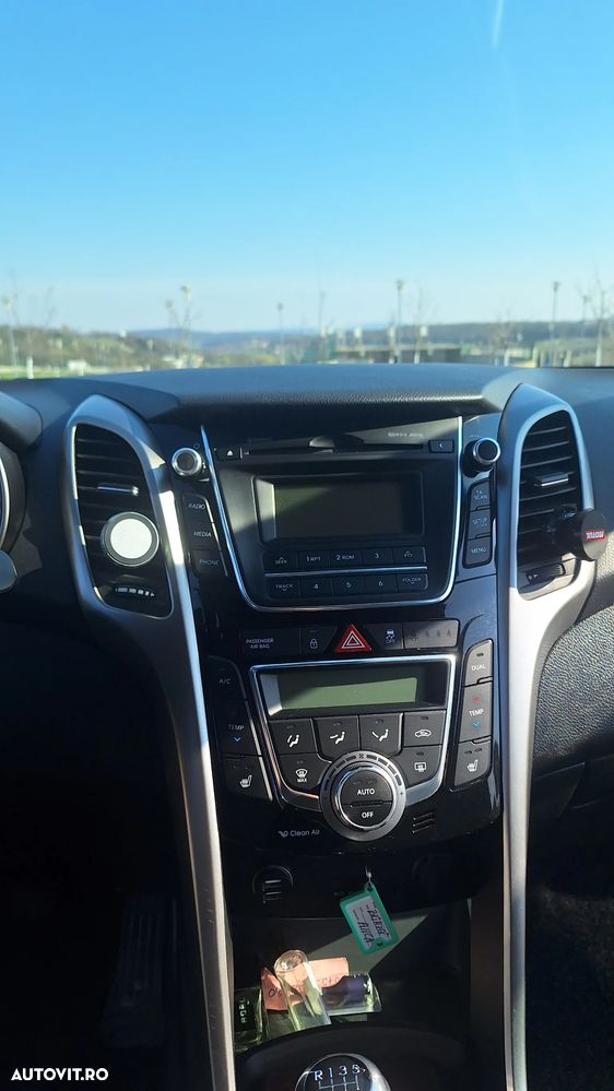 Hyundai i30 1.6 MPi Highway - 9