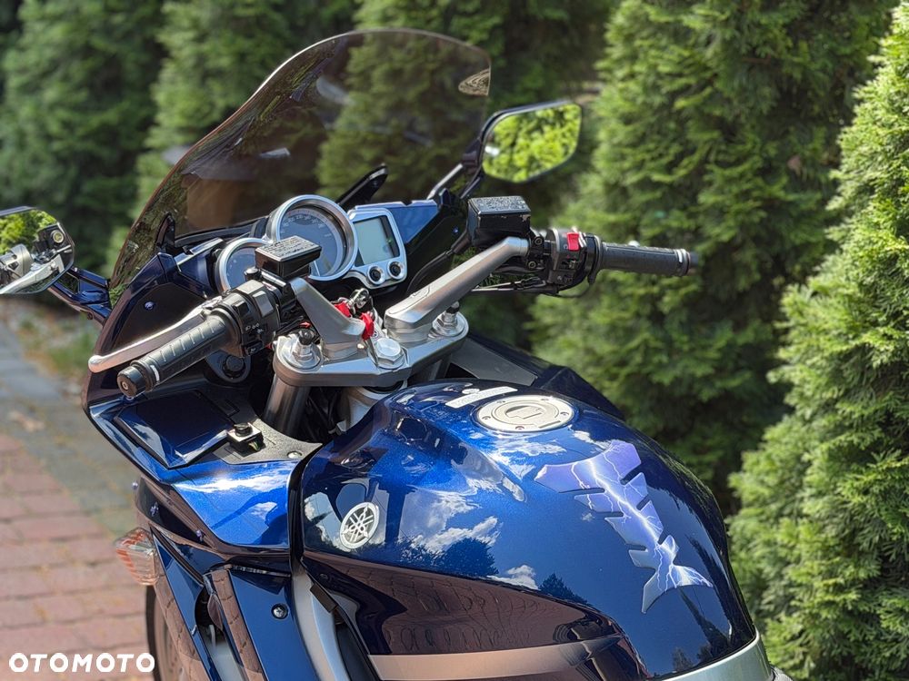 Yamaha FJR - 15