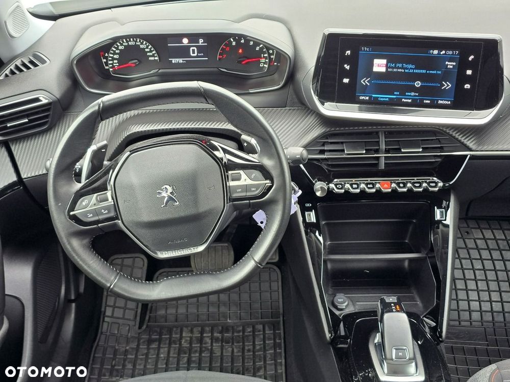 Peugeot 2008 1.2 PureTech Active Pack S&S EAT8 - 24