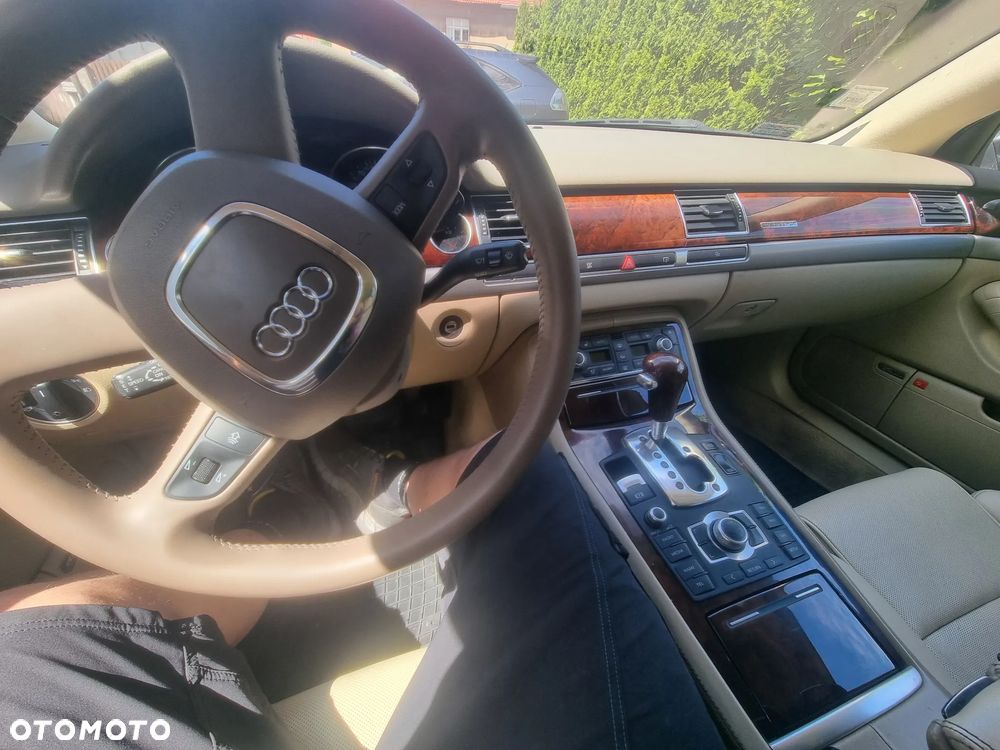 Audi A8 4.2 TDI L Quattro - 16