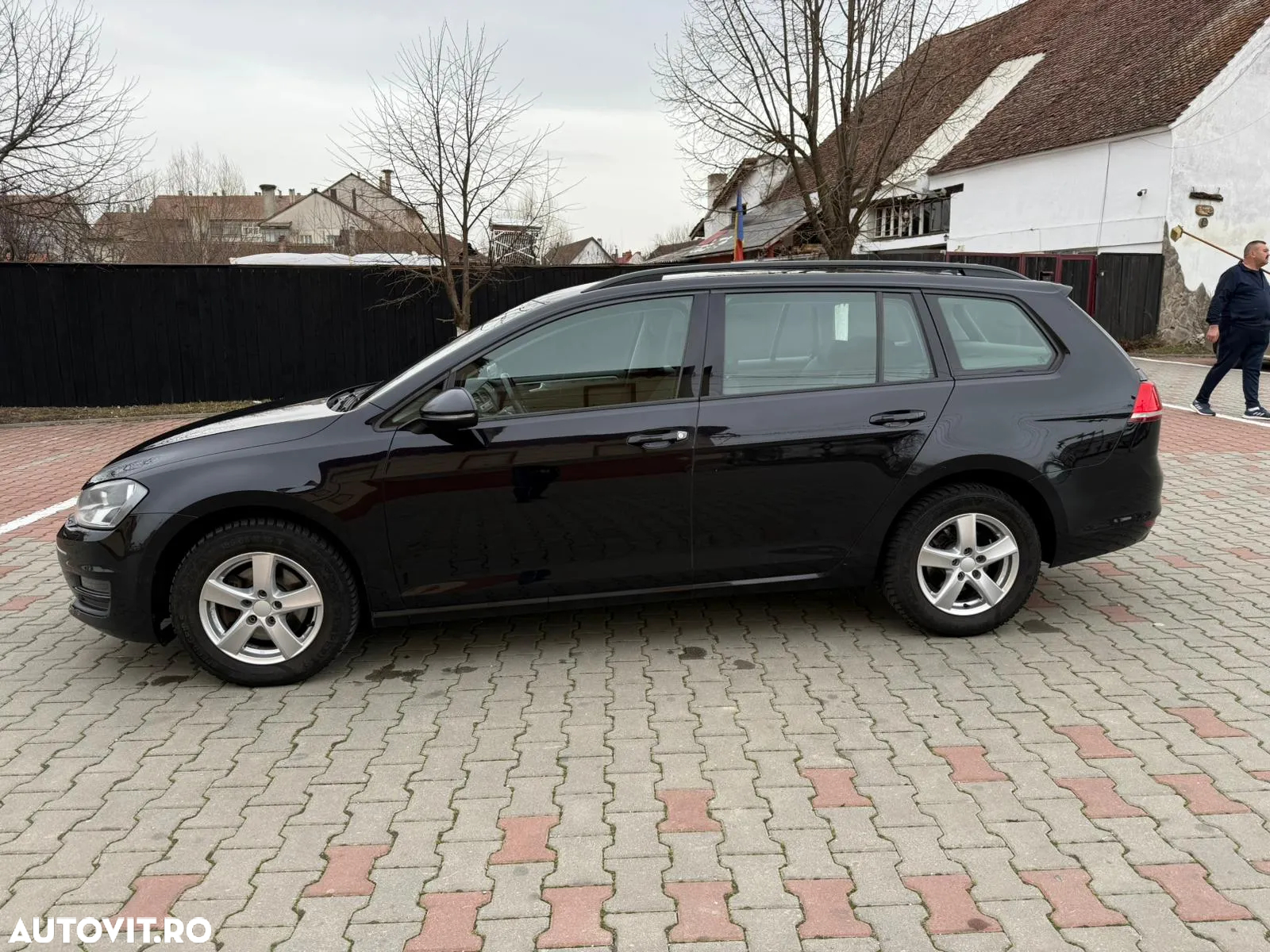 Volkswagen Golf 1.6 TDI (BlueMotion Technology) Trendline - 5