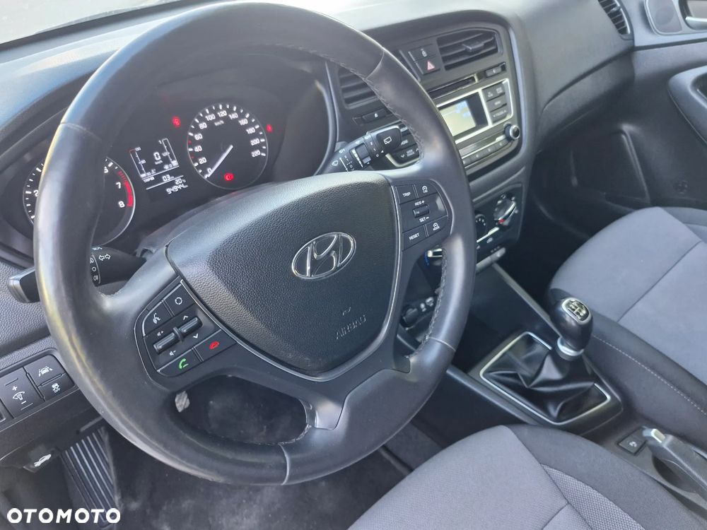 Hyundai i20 1.2 Passion - 14
