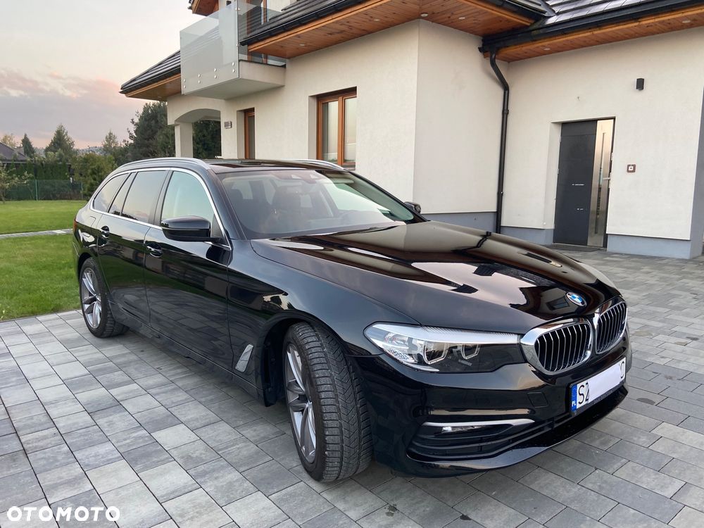 BMW 5 Series 2019 photo 2