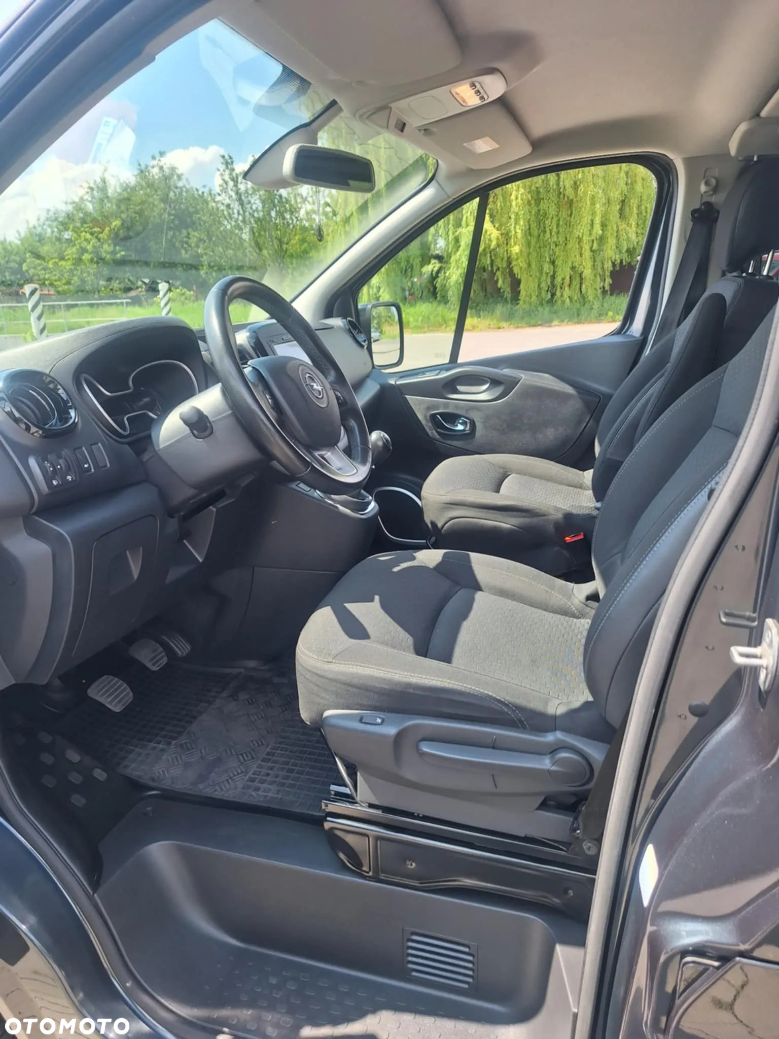 Opel Vivaro Tourer 1.6 CDTI L2 - 12