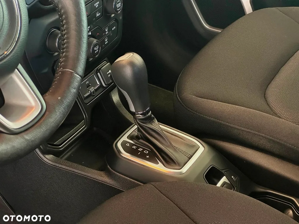 Jeep Renegade 1.6 MultiJet Limited FWD S&S - 24