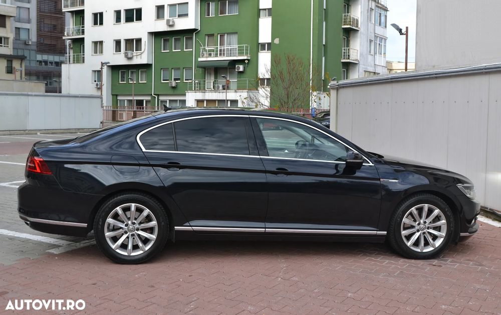 Volkswagen Passat 2.0 TDI DSG 4Motion Highline - 22