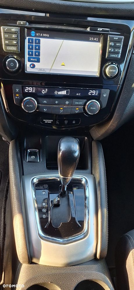 Nissan Qashqai 1.6 DCi Xtronic TEKNA - 18