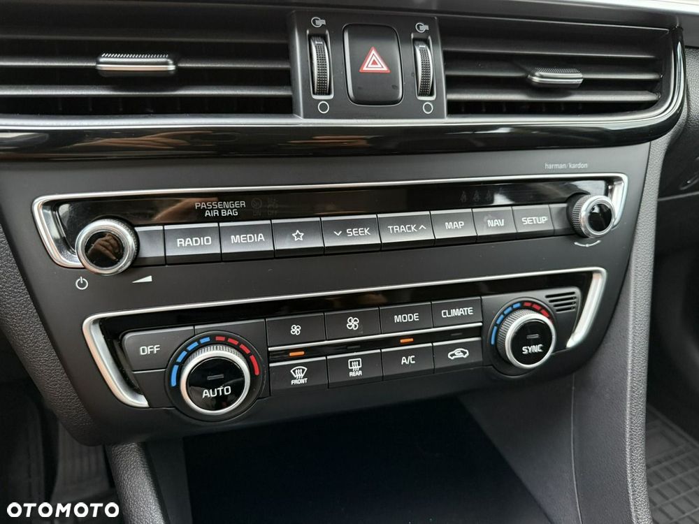 Kia Optima - 25