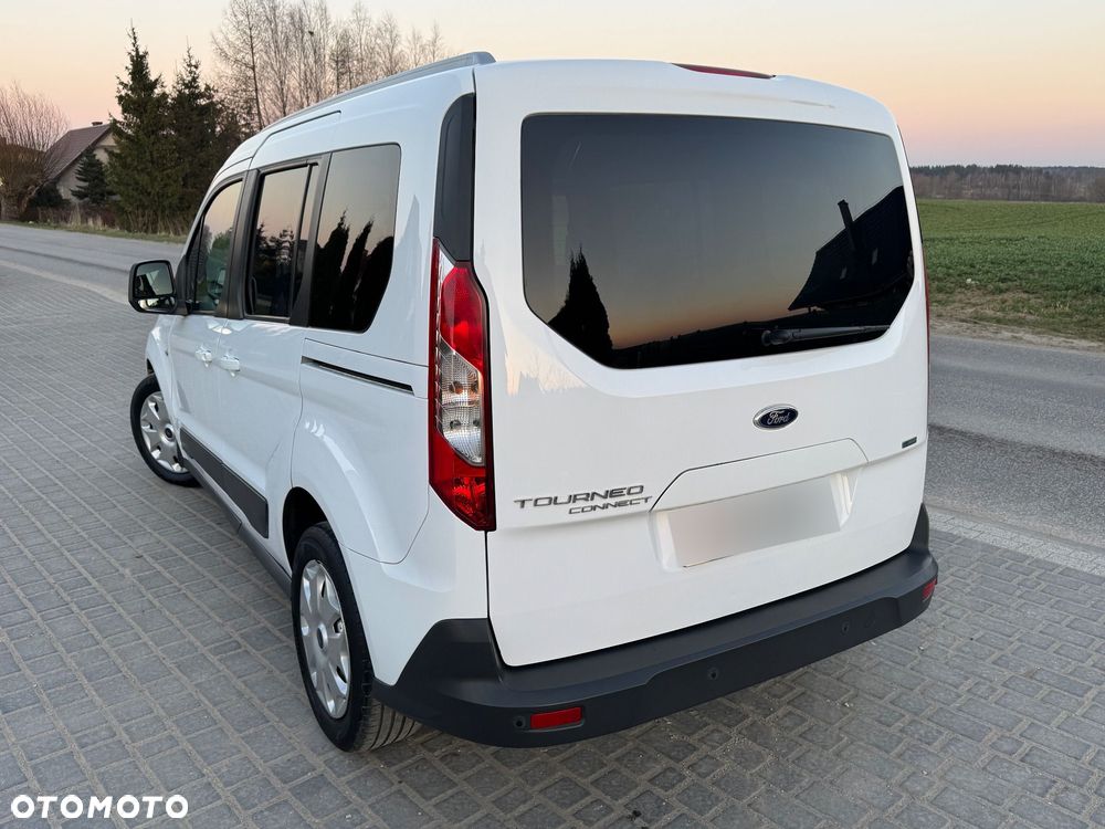 Ford Tourneo Connect 1.0 EcoBoost Start-Stop Titanium - 4